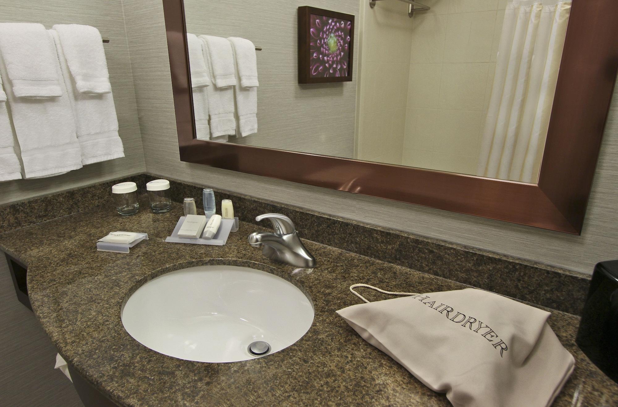Hilton Garden Inn Covington/Mandeville Zimmer foto
